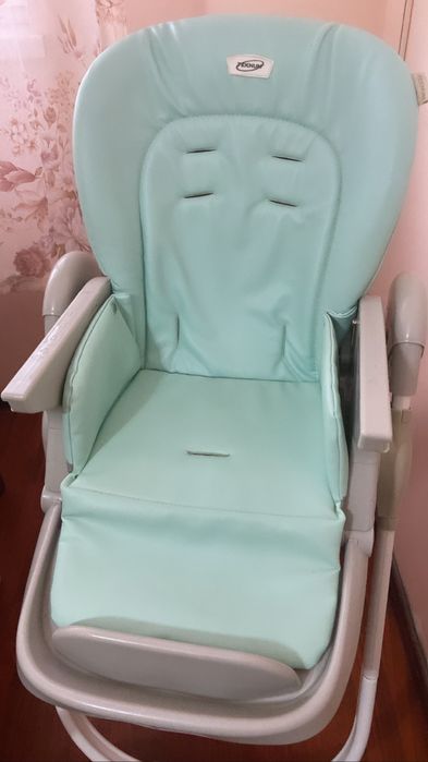 Стол для кормления