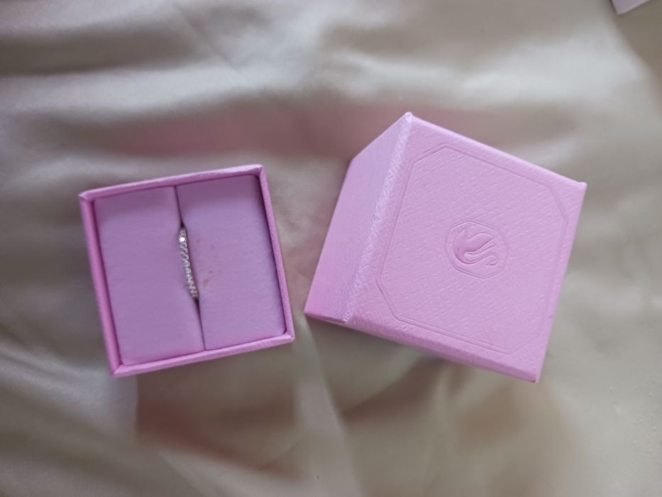 Пръстен на Сваровски