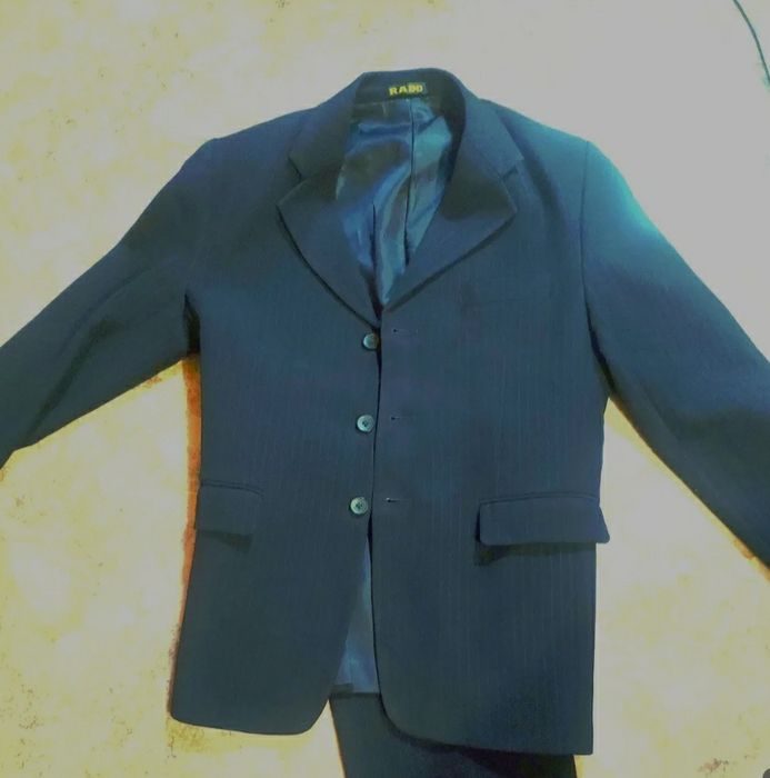 Костюм 44 размер! (В Кокшетау.).