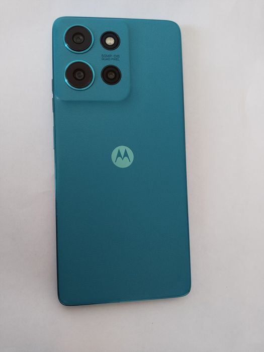 Продам телефон moto g75