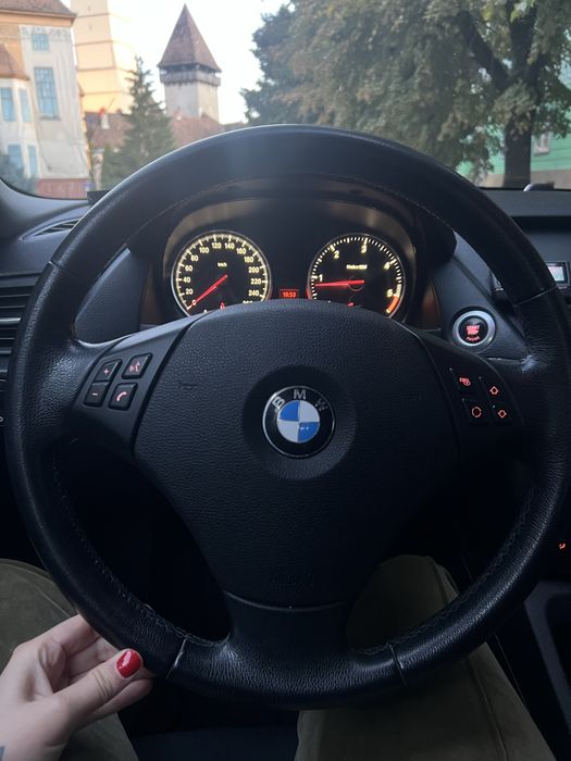 Volan bmw x1  ca nou