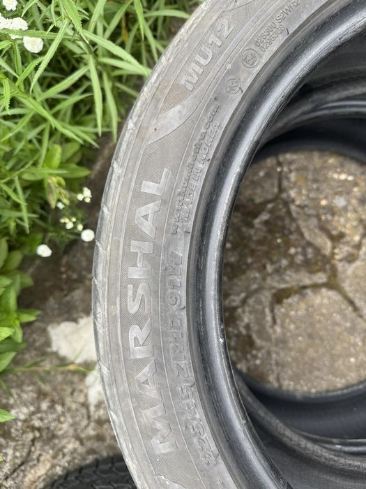 Гуми 225 45 17 Dunlop Marshal Debica
