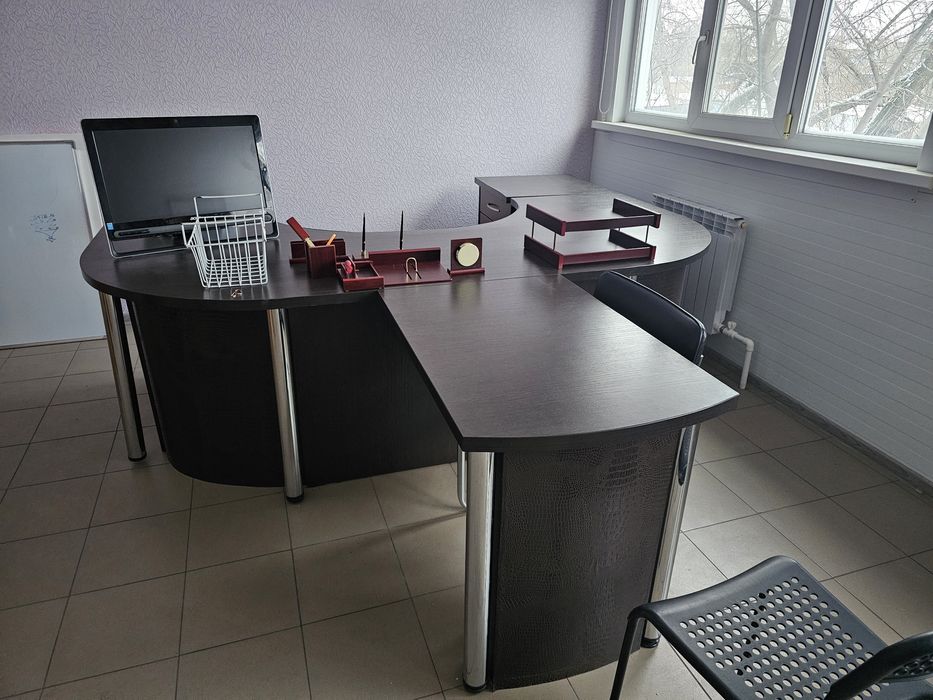 Стол руководителя большой