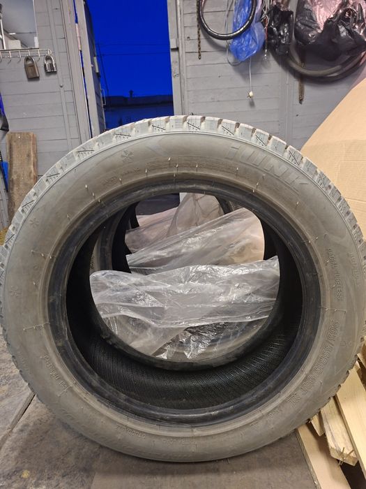 Продам зимние шины