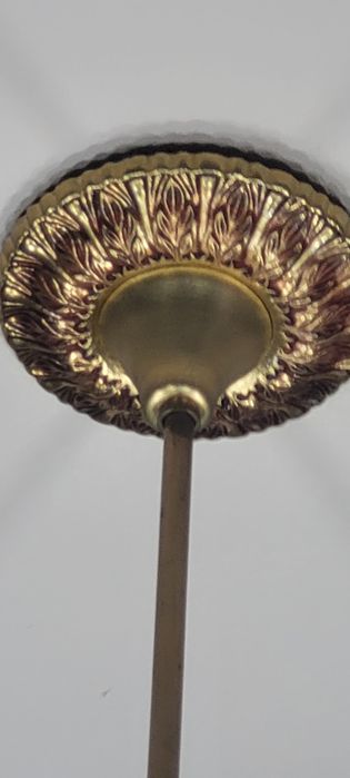 Candelabru lustra sculptata vintage rafinata