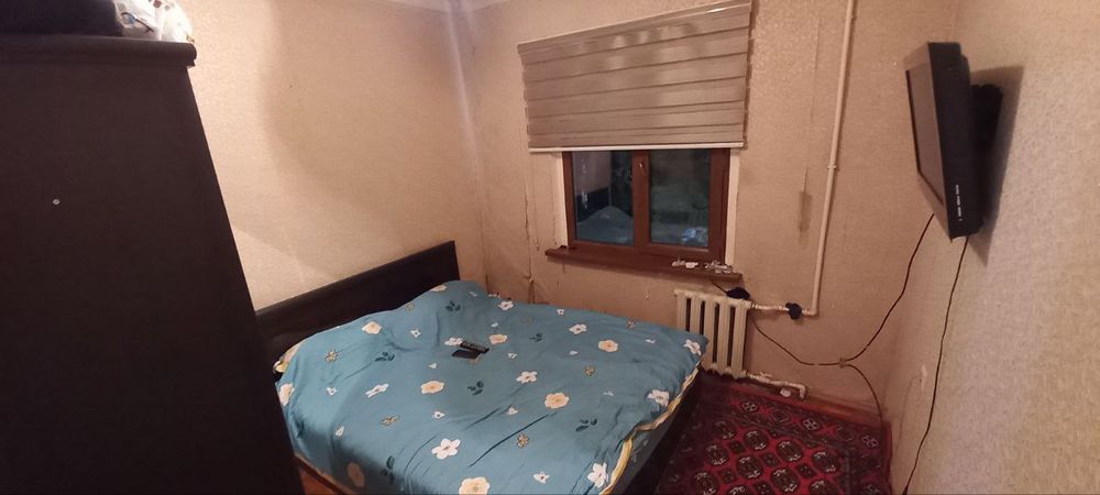 Продаётся 4 комнатная кваритра в центре города