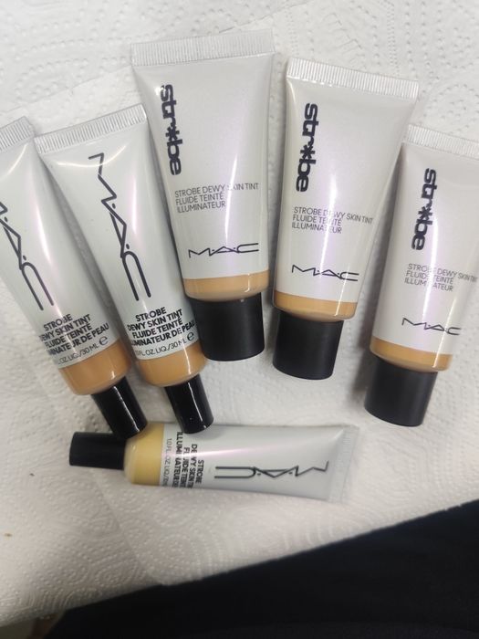 Vând produse make-up,creme branduri cunoscute