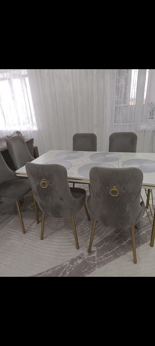 Стол, стулья кухонные продам