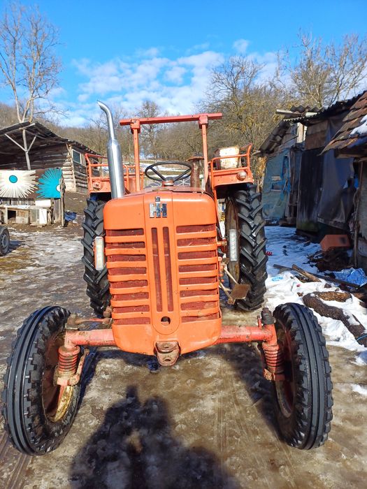 Vând tractor  Mc cormick