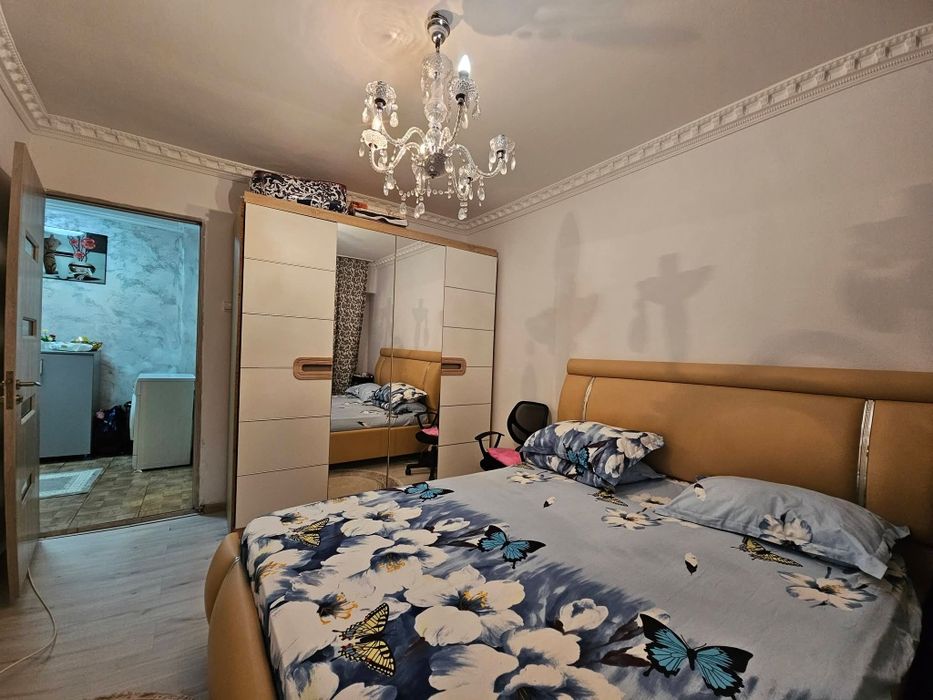 De vanzare 2 camere zona victoria.Emag