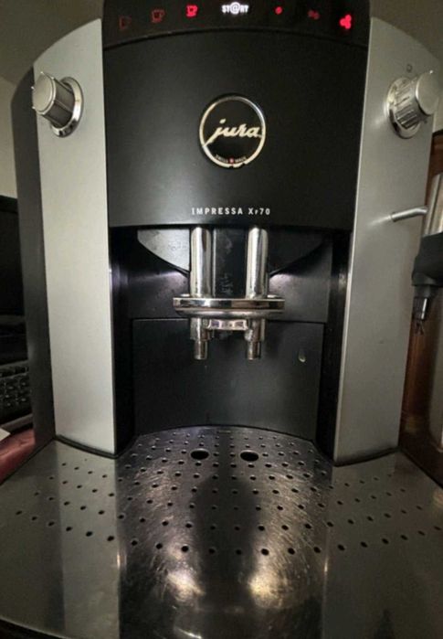 Jura Impressa XF70 швейцарска кафемашина