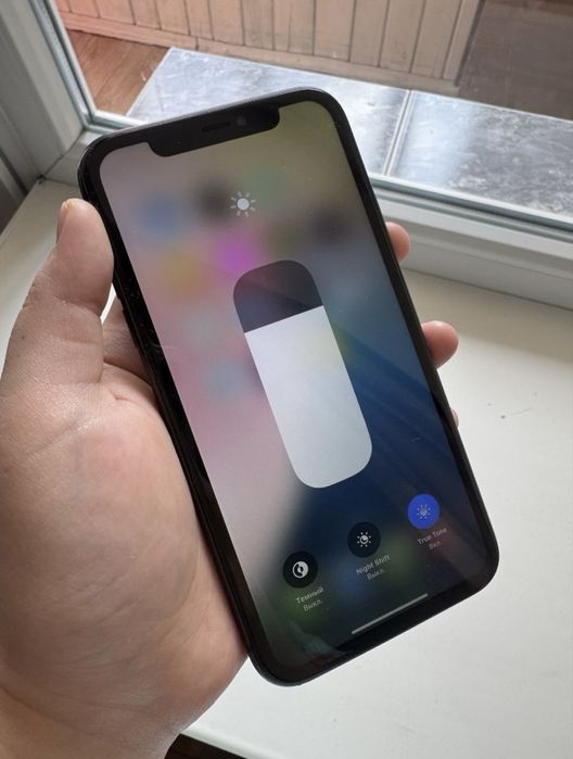 Iphone 11 / 128 гб