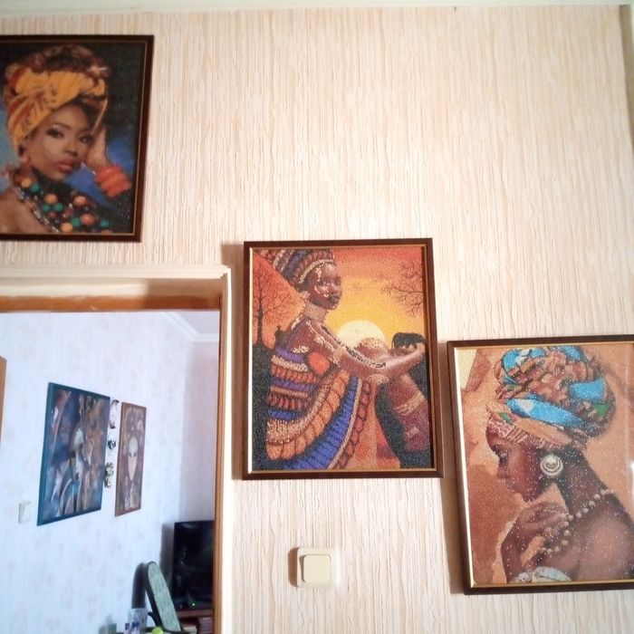 Серия картин "Африканские женщины"