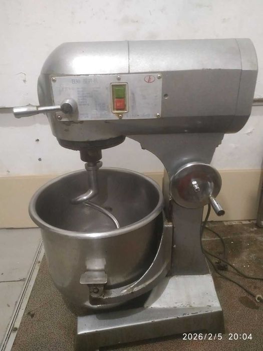 Миксер-тестомес б/у