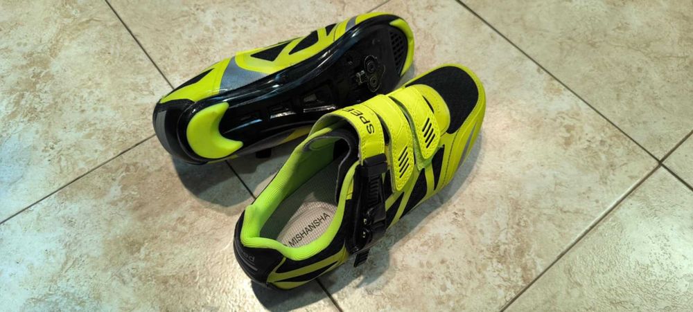 Обувки за колоездене НОВИ 40