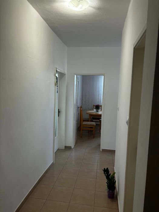 Частно лице продава 3-стаен, КАТ гр. Пазарджик