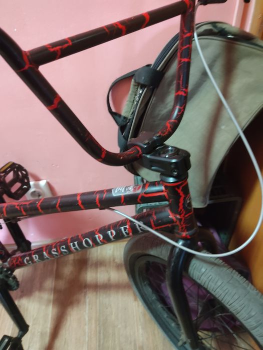 Велосипед BMX (беймакс)