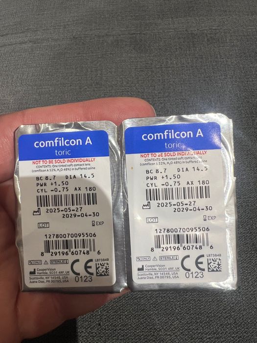 Месечни контактни лещи Biofiniti