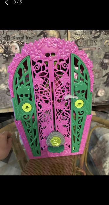 Продам куклу монстр хай!