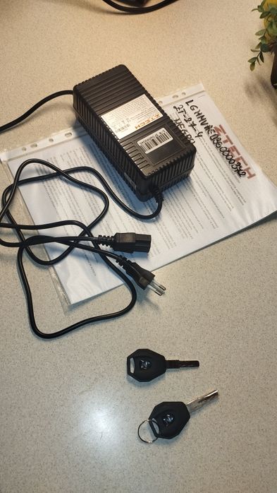 Scuter electric fara permis z tech zt 27