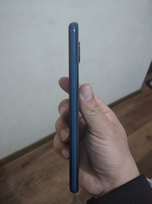 Redmi not 9 telefonni oʻzim tutganman holati aʼlo darajada.