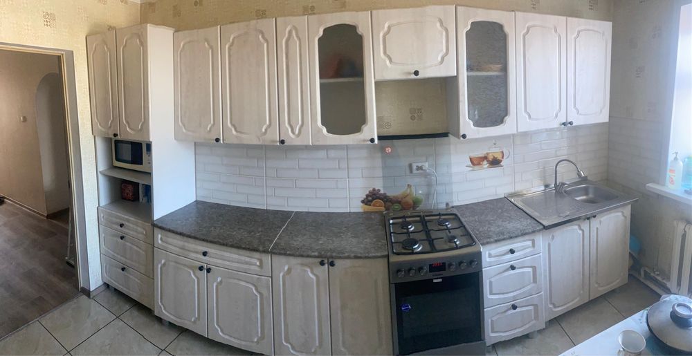 Кухонный гарнитур