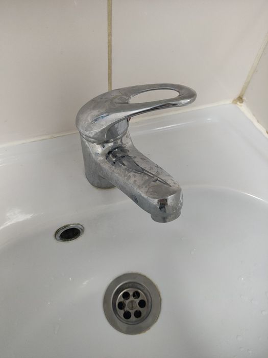 Тумба с раковиной (+смеситель)