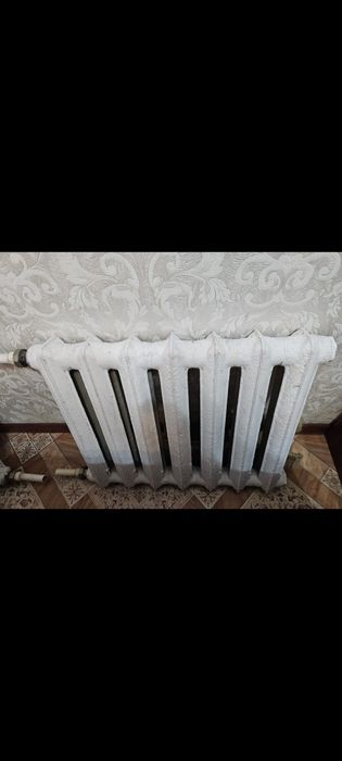 Продам чугунные батареи