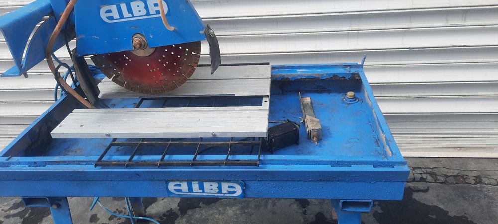 Машина за рязане на ТУХЛИ Павета 220V 350mm Диск Чупещо рамо