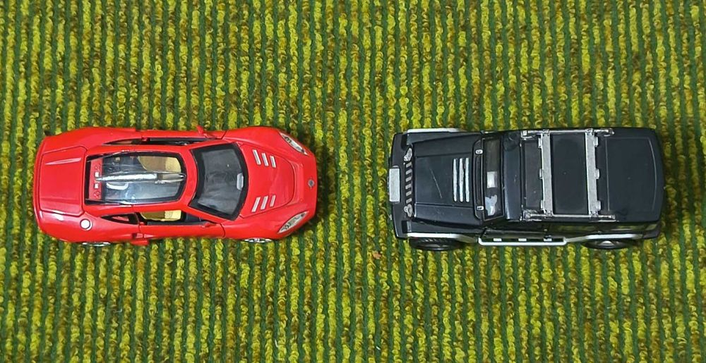 Продам модельки машин