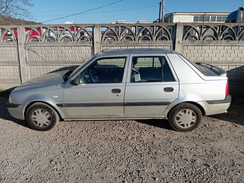 Vand Dacia Solenza an 2003 1,4 mpi