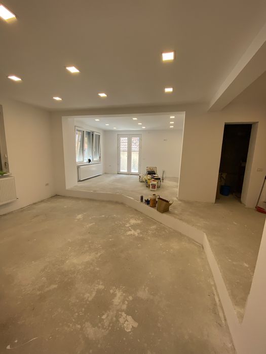 Inchiriez casa zona Ronat