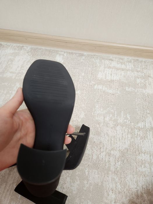 Босоножки новые от Pull & Bear