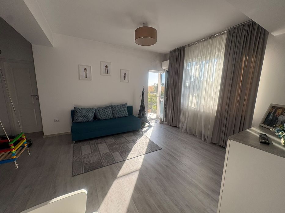 Apartament 3 camere de vanzare, 80 mp + loc parcare – Breazu