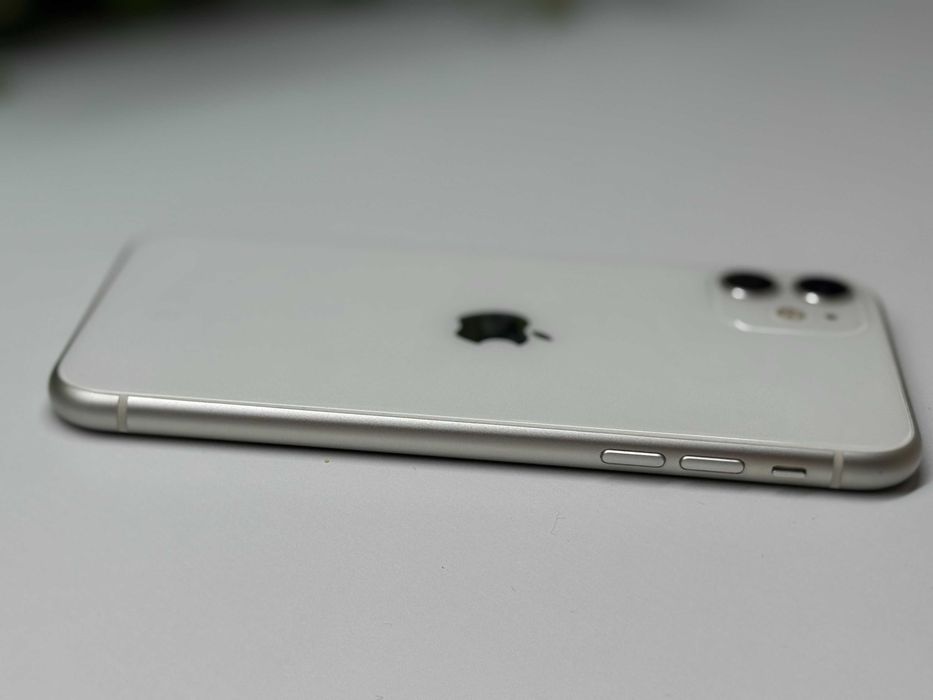 iPhone 11 64GB 100% батерия White Гаранция