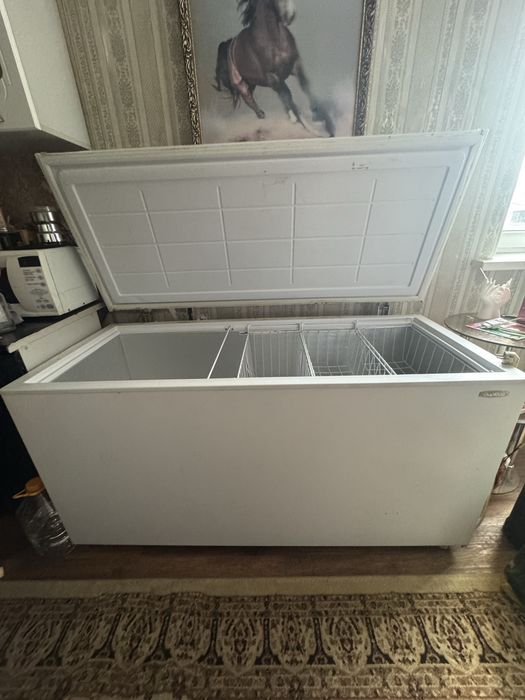 Морозильник в хорошем состоянии