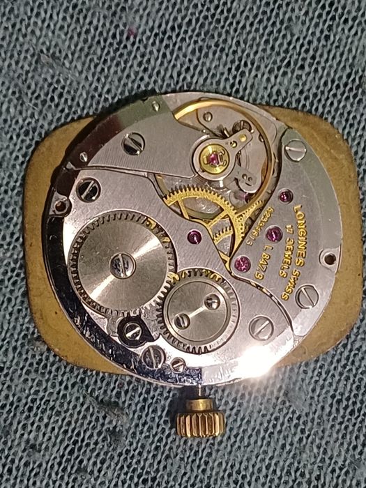 Mecanism ceas Longines perfect functional.