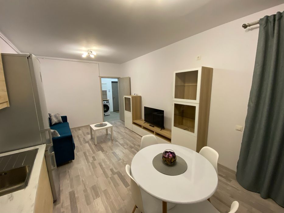 Inchiriez studio Rotar Park 2