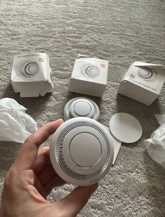 Detector fum fara fir cu WI FI 5 bucati noi
