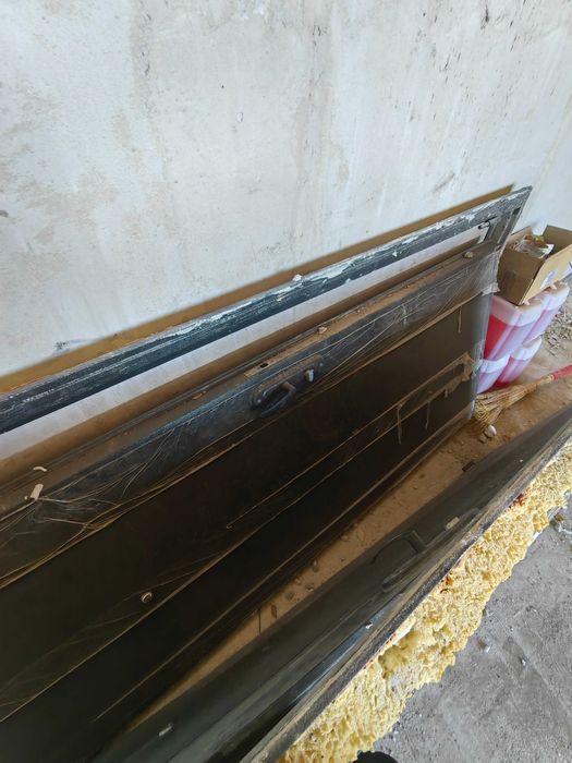 Дверь входная б/у