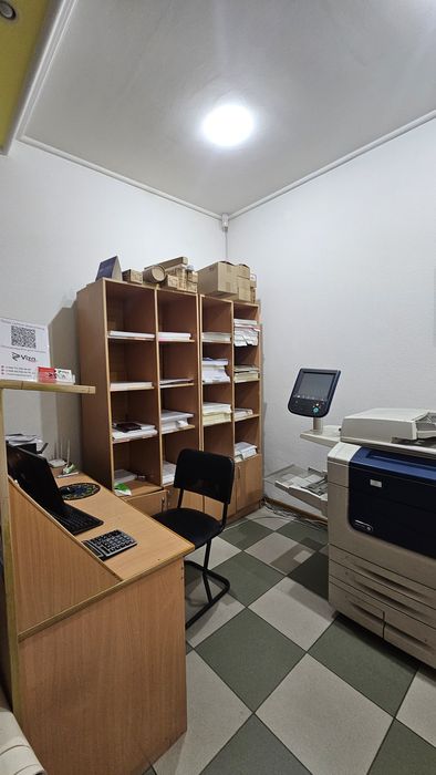 Продается б/у офисная мебель