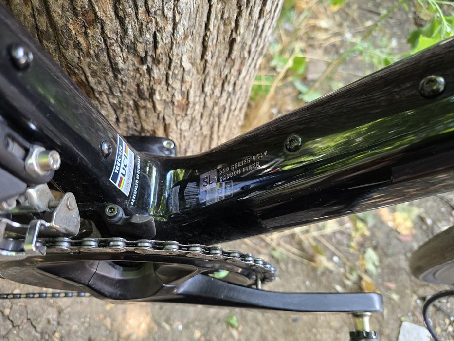 Trek Madone SL 6 Gen 8 състезателен шосеен карбонов велосипед