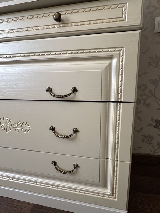 Спальный гарнитур Венера 5д