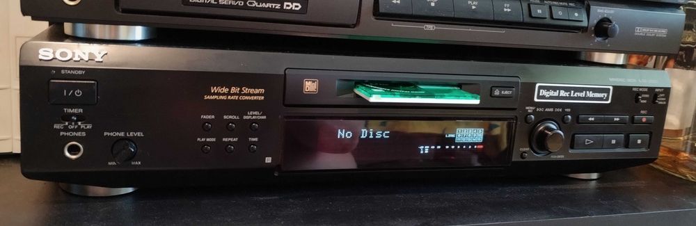 MiniDisc Sony MDS-JE520 fabricat în Japonia