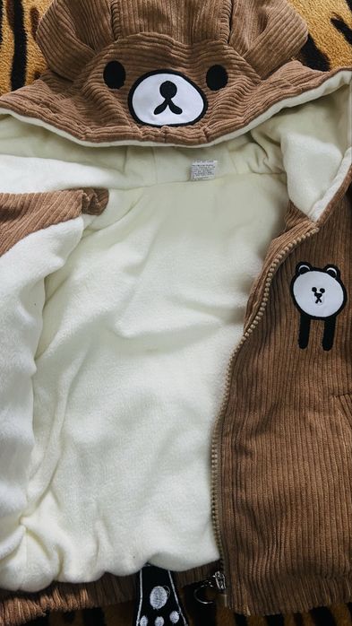 Продам детскую курточку