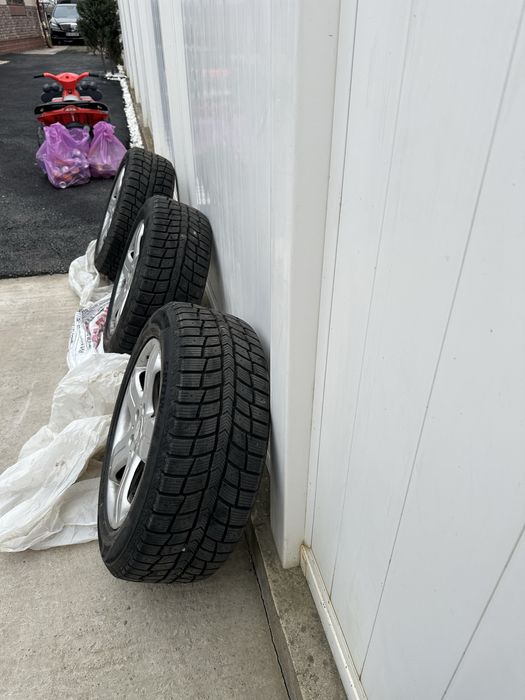 Vand roti Mercedes orginale pe 17