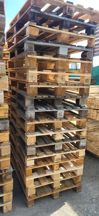 Дървени скари 120 х 80 см , с дебели трупчета и плътни дъски