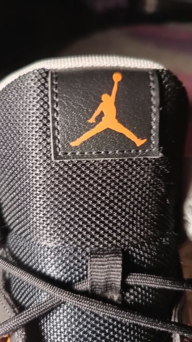 Jordan 5 max aura mărimea 40