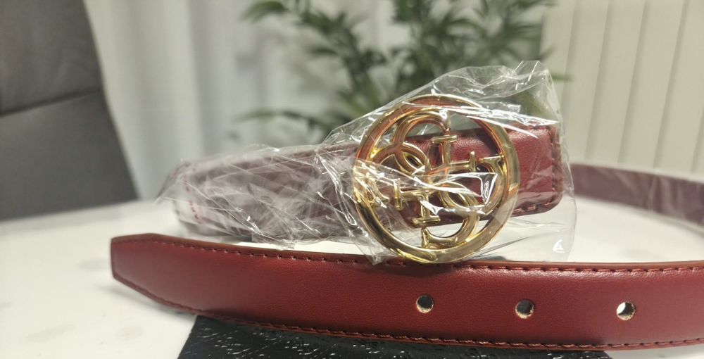 Curea reglabila Guess roșie burgundi