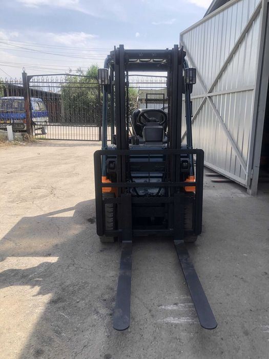 Продам Вилочный погрузчик (кара)